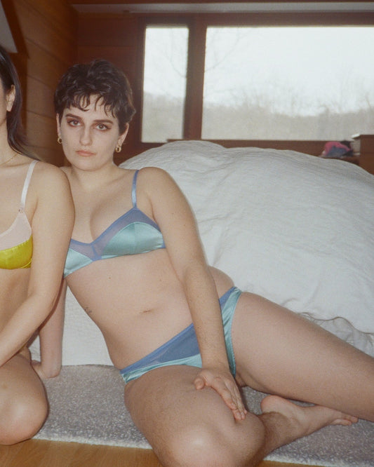 Araks: Beatrice Silk Wireless Bralette - Peekaboo