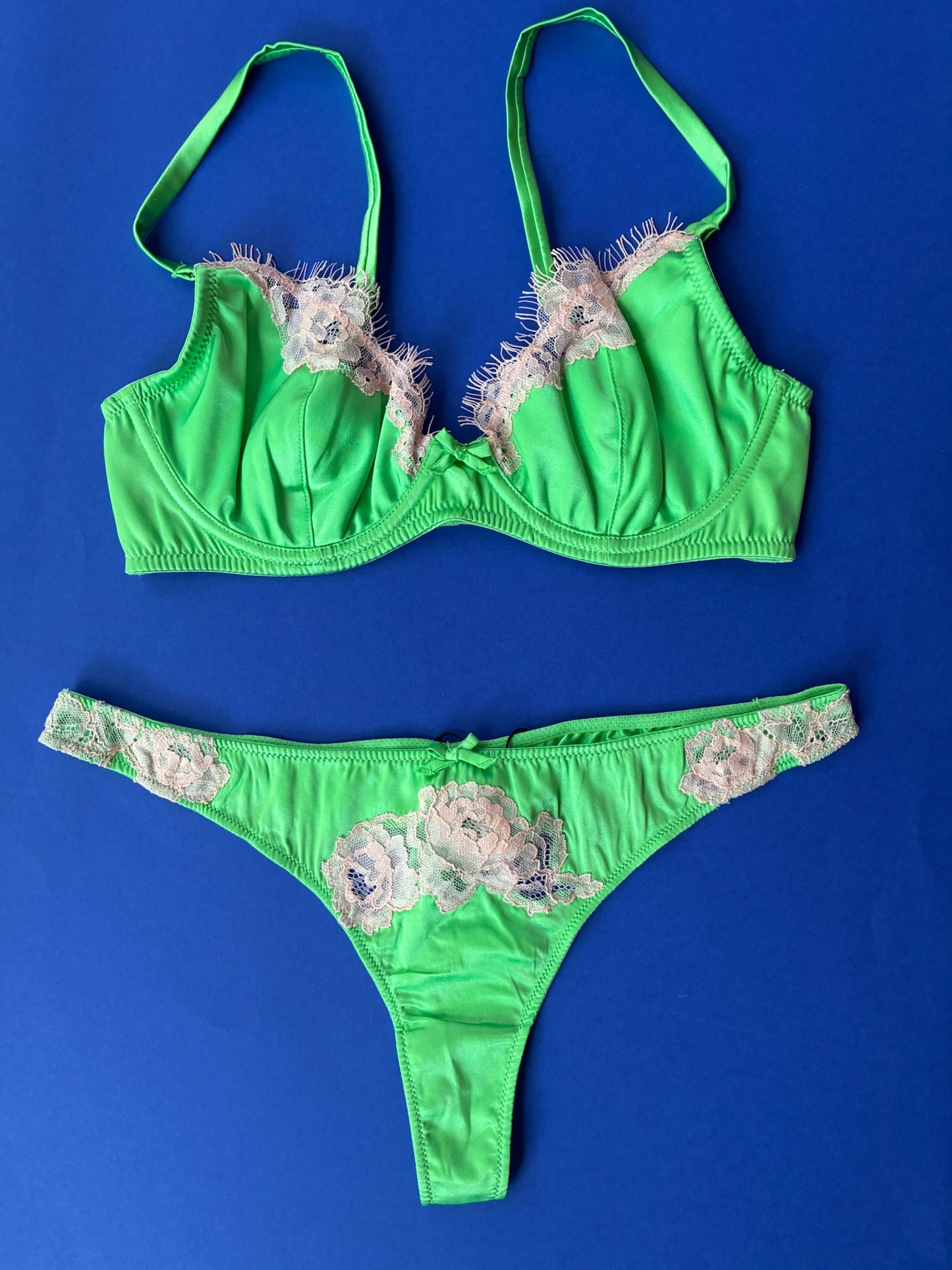 Fleur du Mal: Juliet Lace Thong - Pastel Lime
