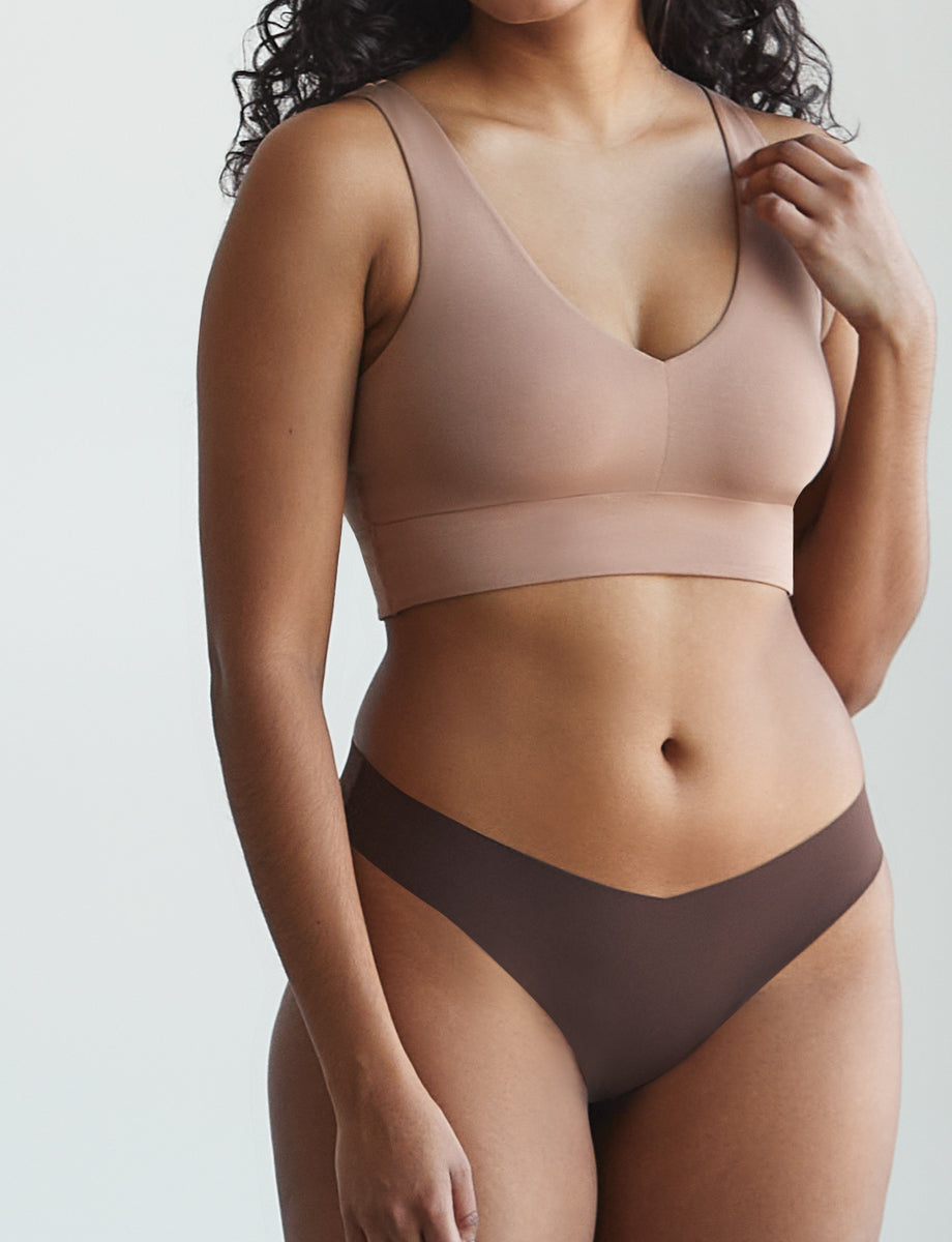 Commando: Seamless Thong - Mocha