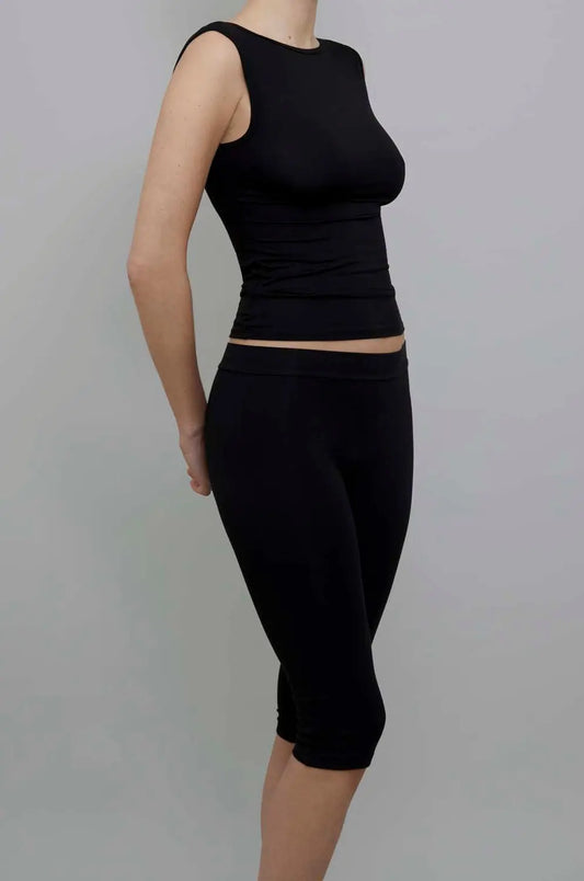 Kye Intimates: Recline Bamboo Capri Legging - Black