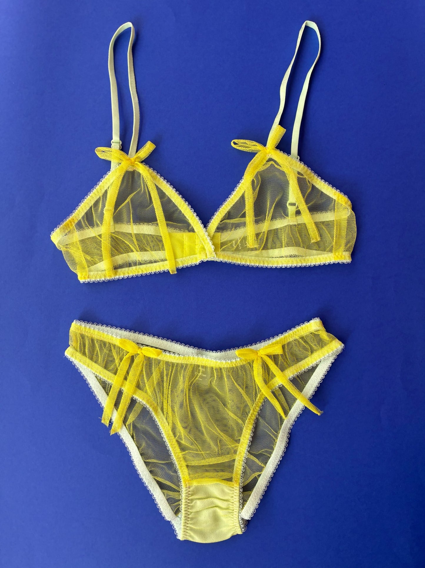 Miss Crofton: I'm Yours Mesh Bralette - Lemon