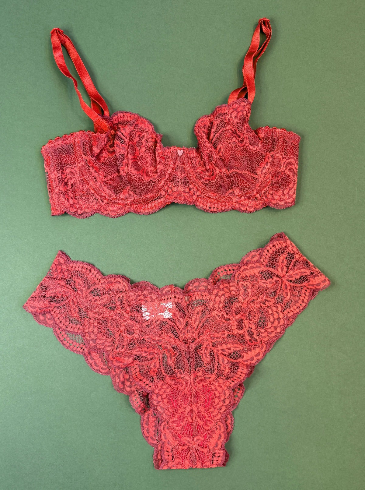 Clo: Fortuna Lace Demi Underwire Bra - Chili Pepper