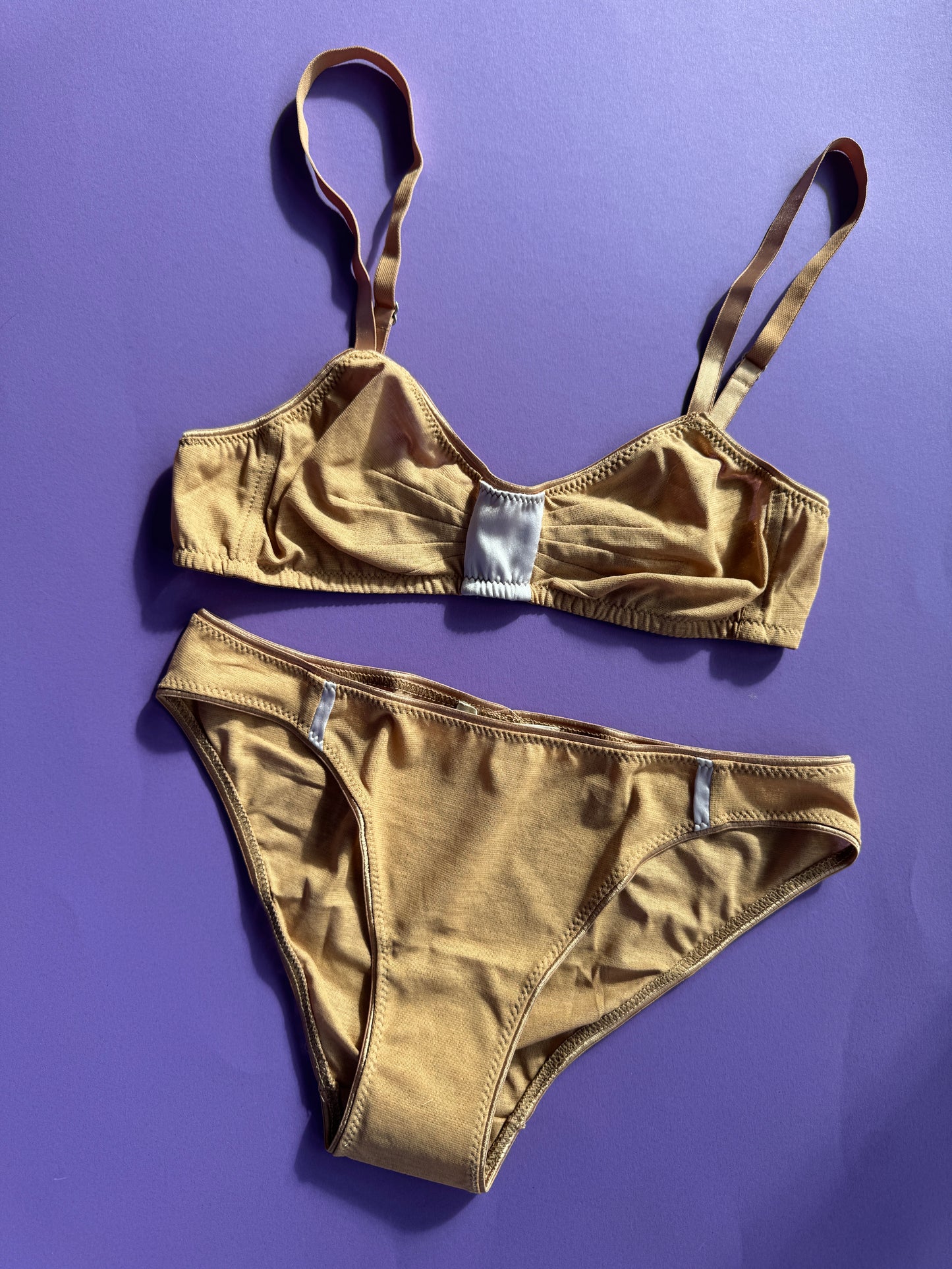 Araks: Harriet Panty - Brulee