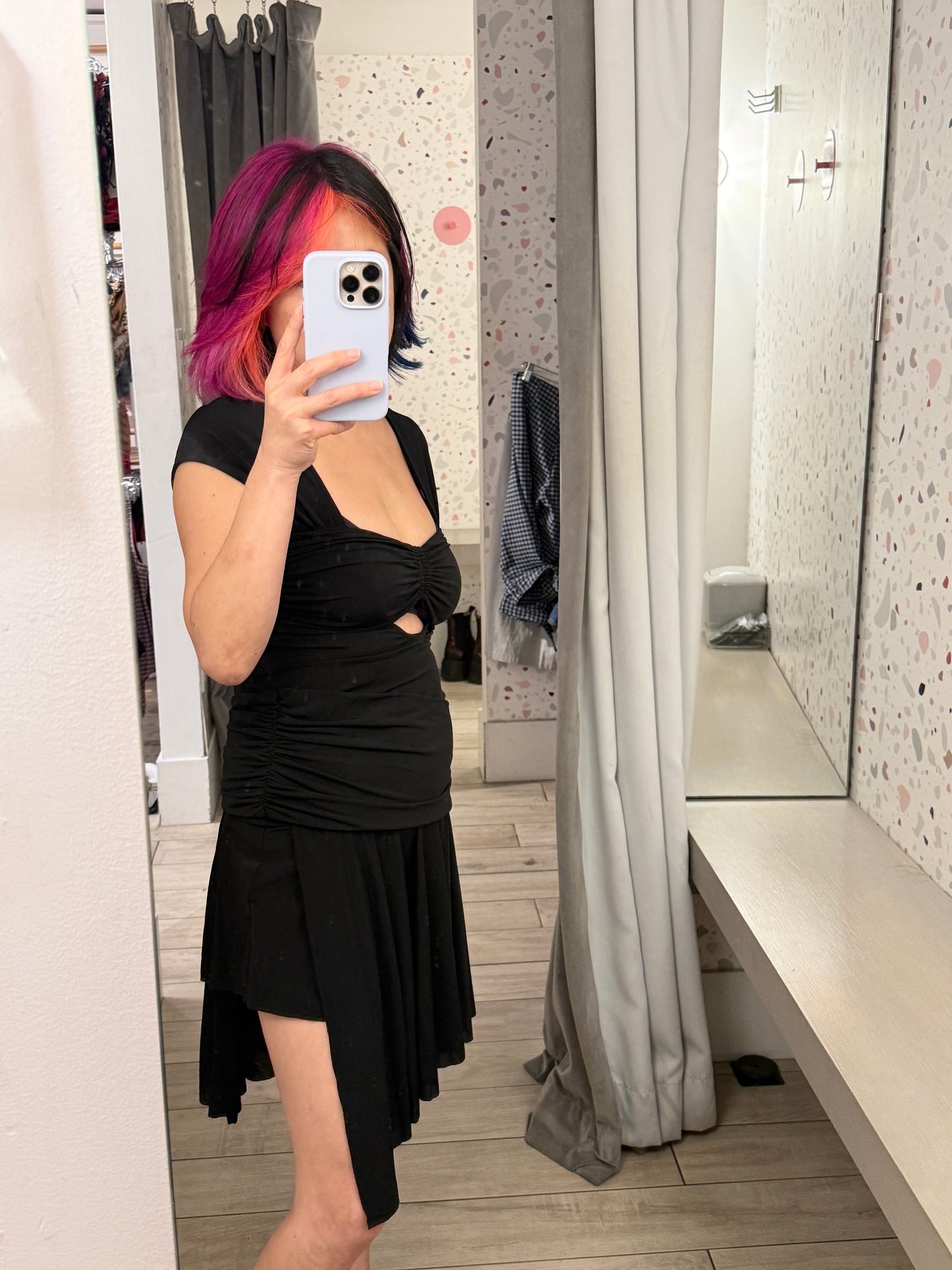 Woodrose Deli: You Cap Sleeve Dress - Black