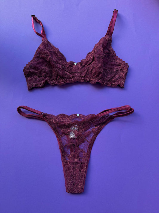 Clo: Fortuna Lace Wireless Soft Bra - Crushed Berry