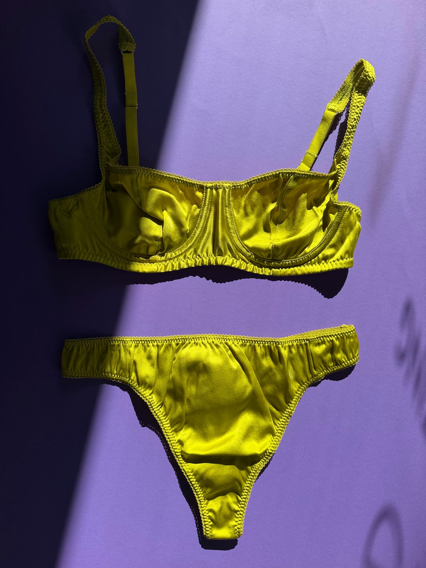 Araks: Gita Silk Underwire Bra - Chartreuse