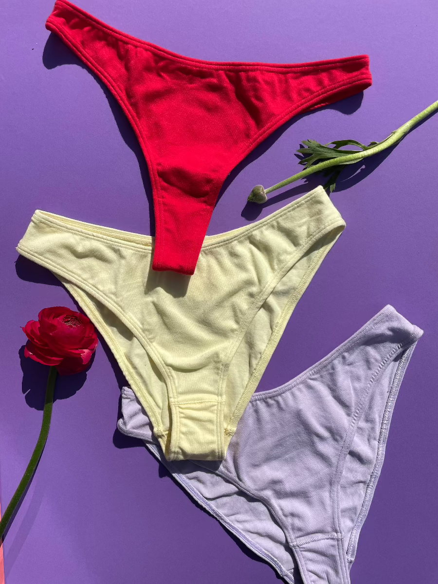 Calomel: Saya Brief - Pale