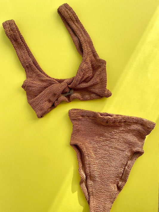 Hunza G: Jamie Twist Front Bikini Set - Metallic Cocoa