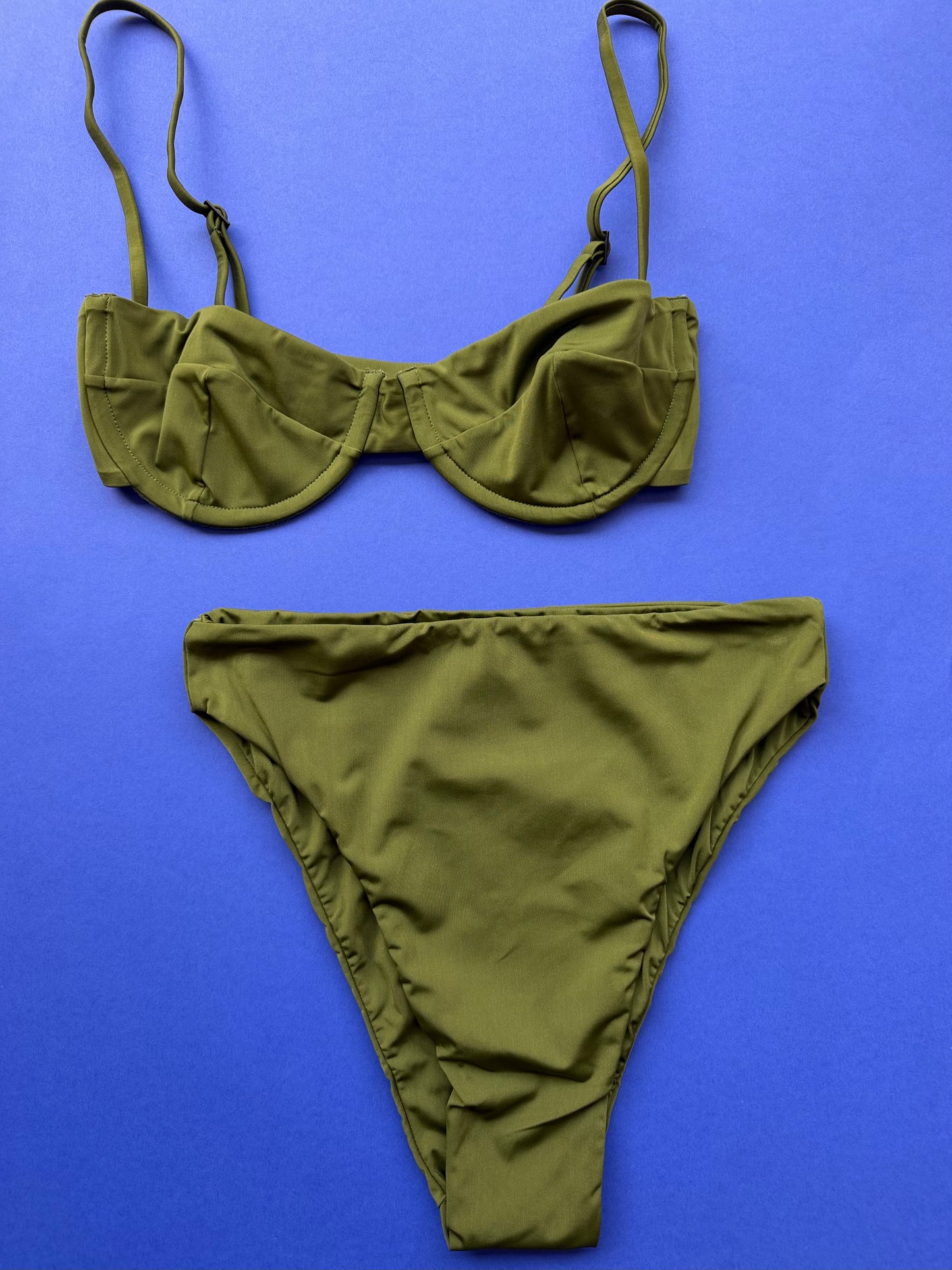 Haight: Adjustable Vintage Underwire Bikini Top - Olive Green