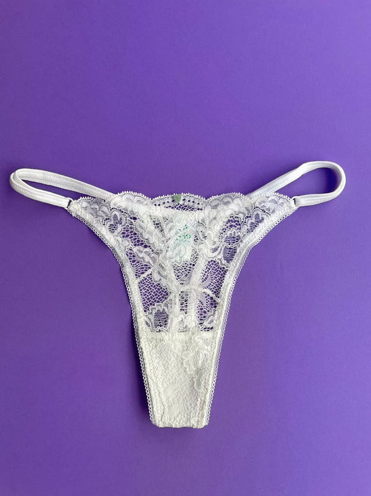 Clo: Fortuna Lace Adjustable String Thong - White