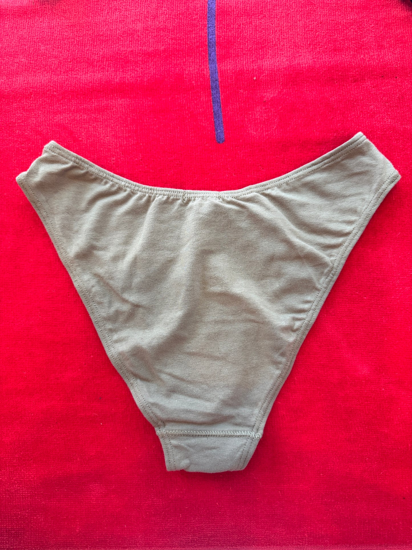 Calomel: Saya Brief - Desert Taupe
