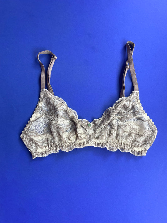 Clo: Fortuna Lace Wireless Soft Bra - White Storm