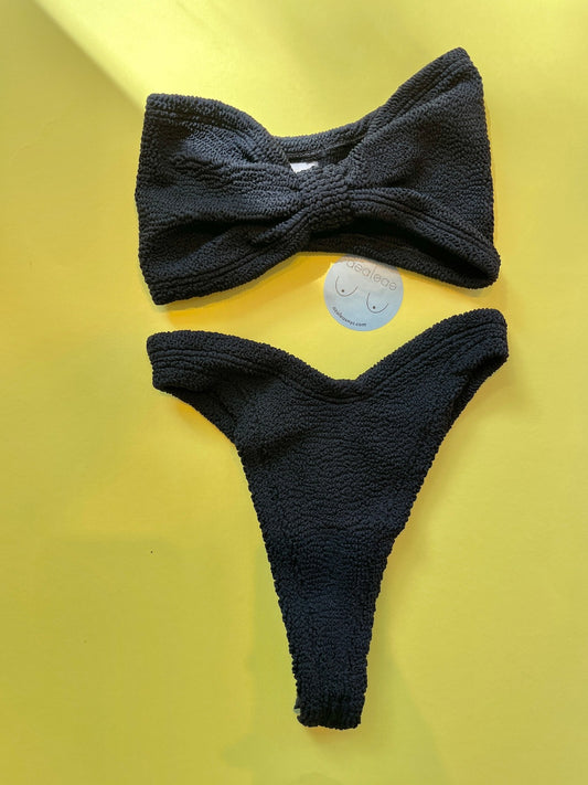 Hunza G: Tina Strapless Bikini Set - Black