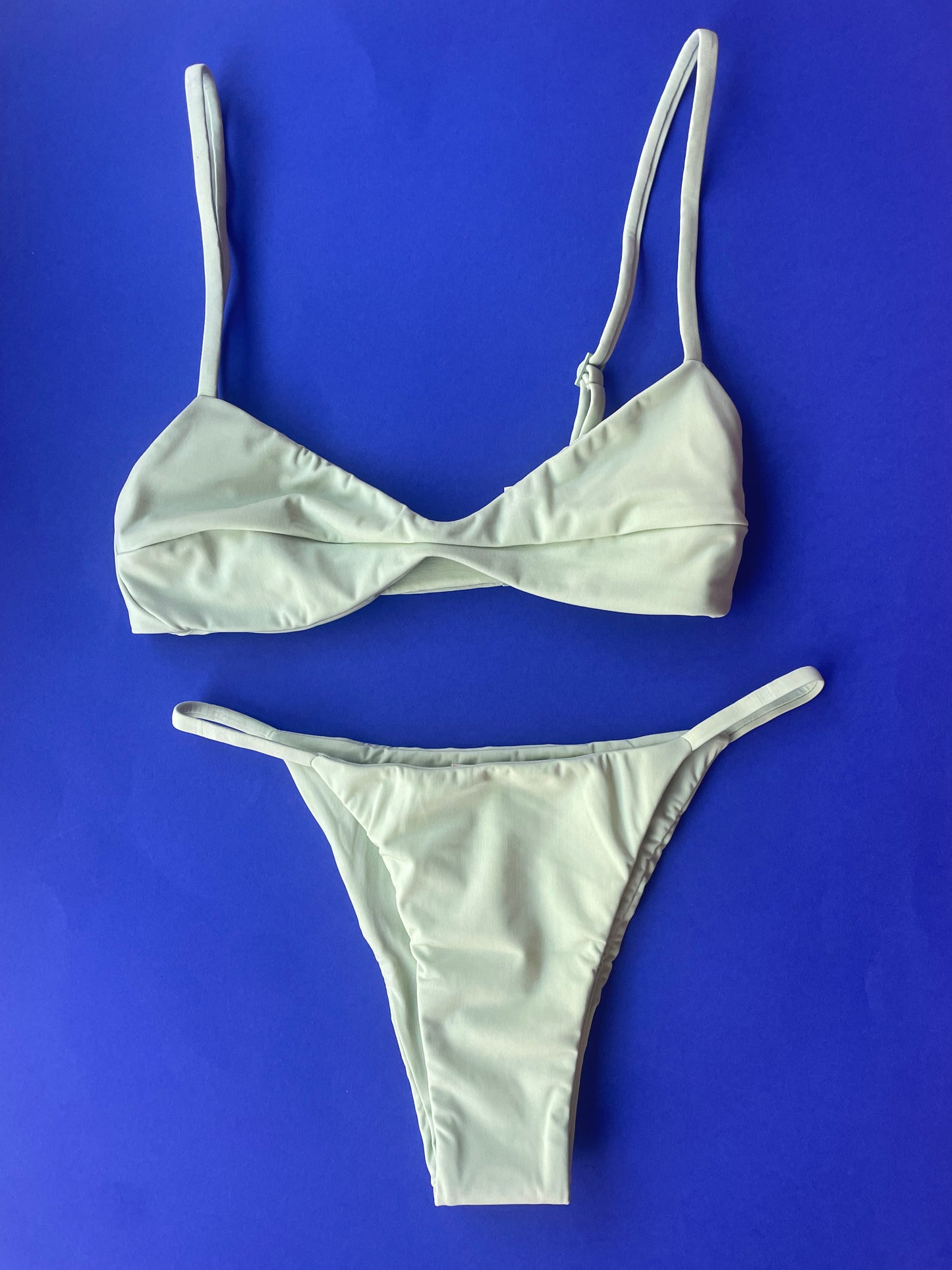 Haight: Lari String Bikini Bottom - Canoas Green