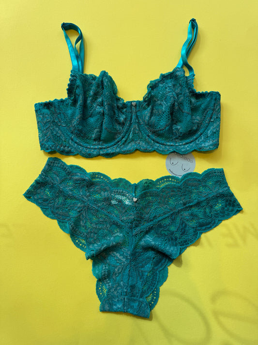 Clo: Fortuna Lace Demi Underwire Bra - 38C