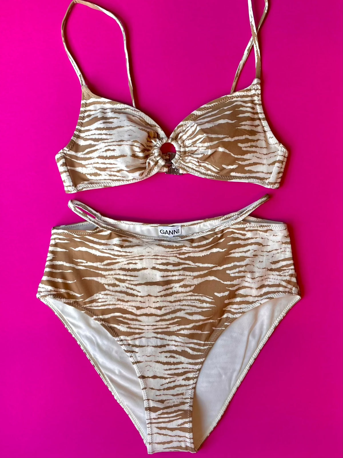 GANNI: O-ring Bikini Top - Tiger's Eye