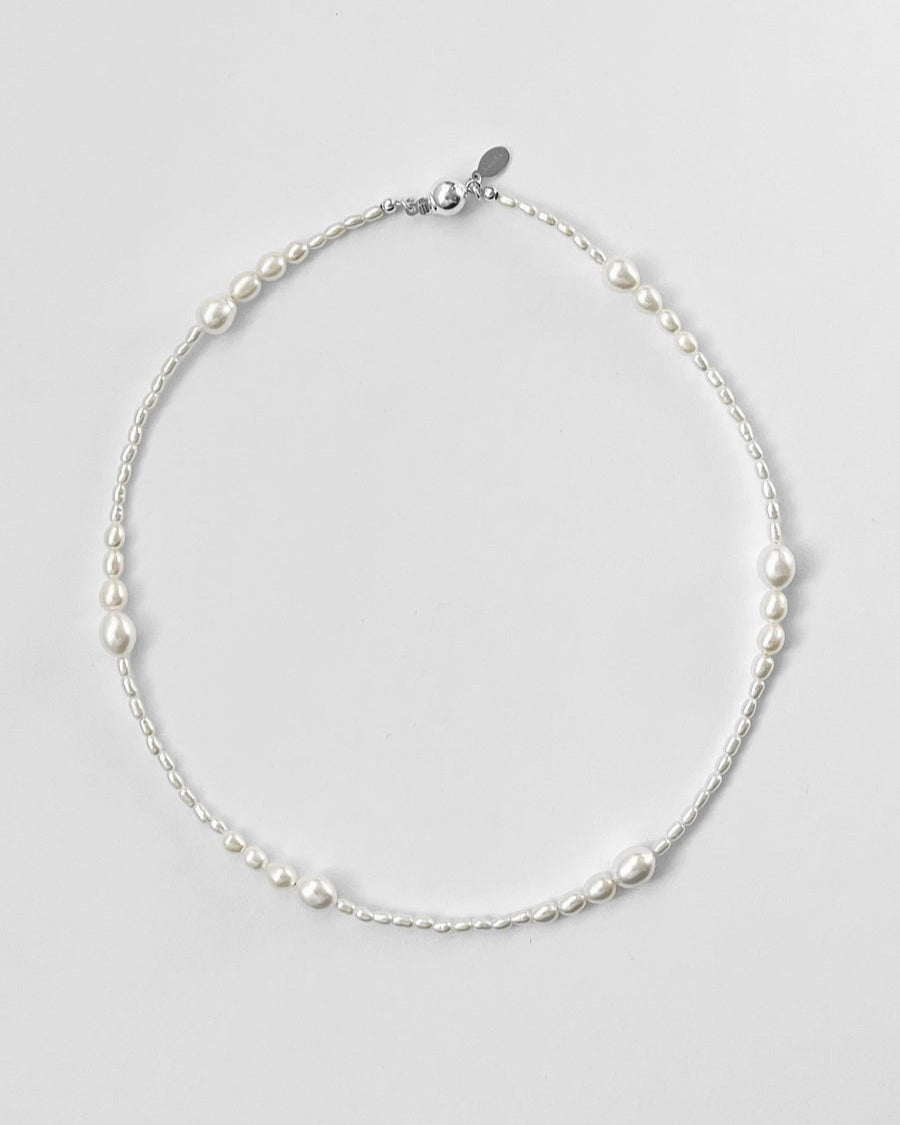Kara Yoo: Avery Necklace - Pearl