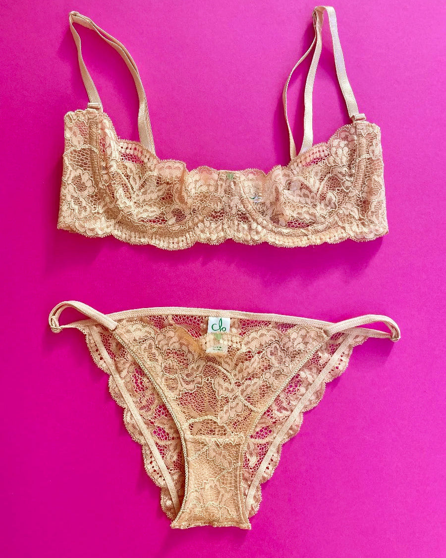 Clo: Fortuna Lace String Bikini - Maple Sugar