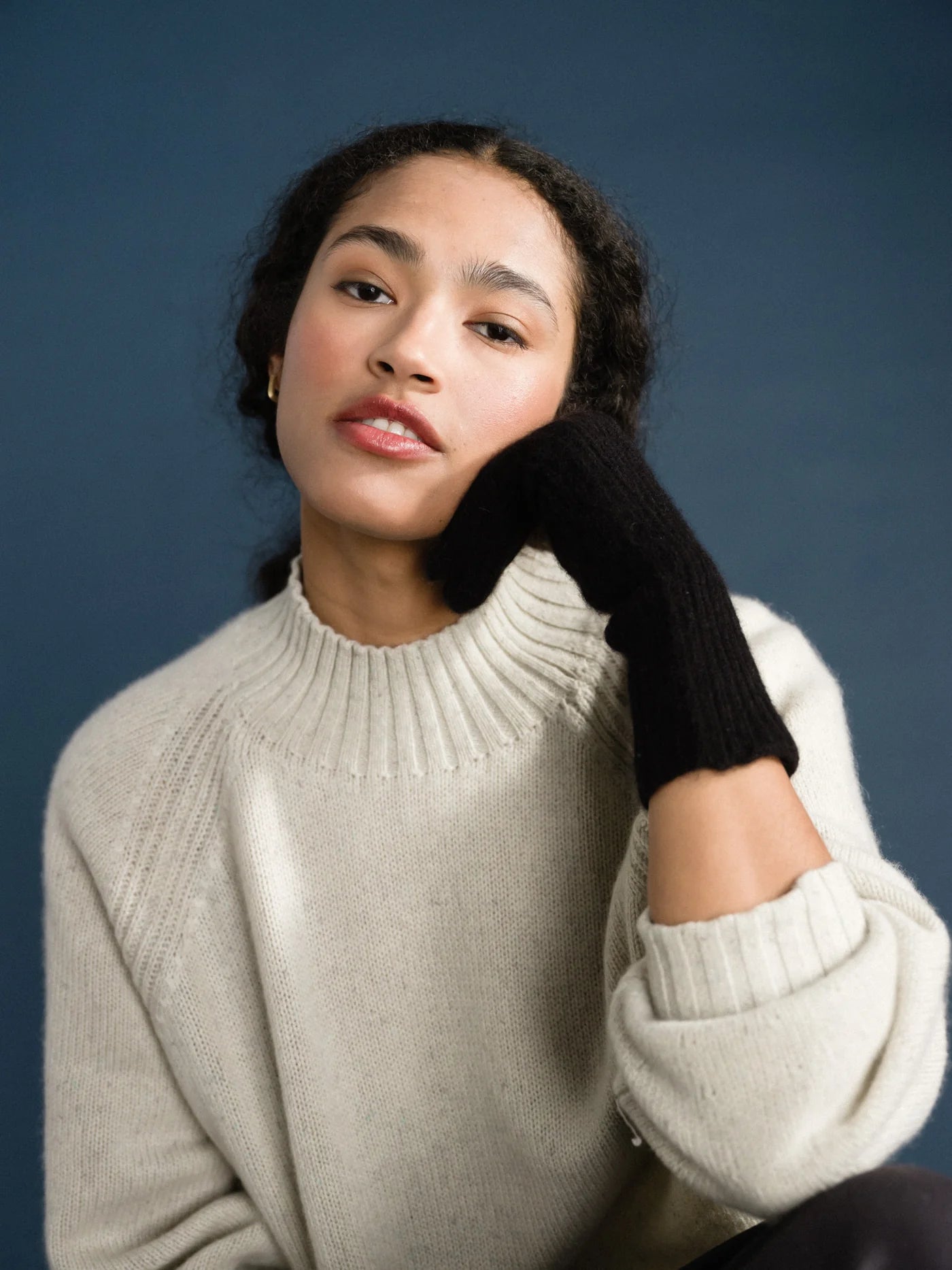 Hansel From Basel: Cashmere Ribbed Gloves - Black