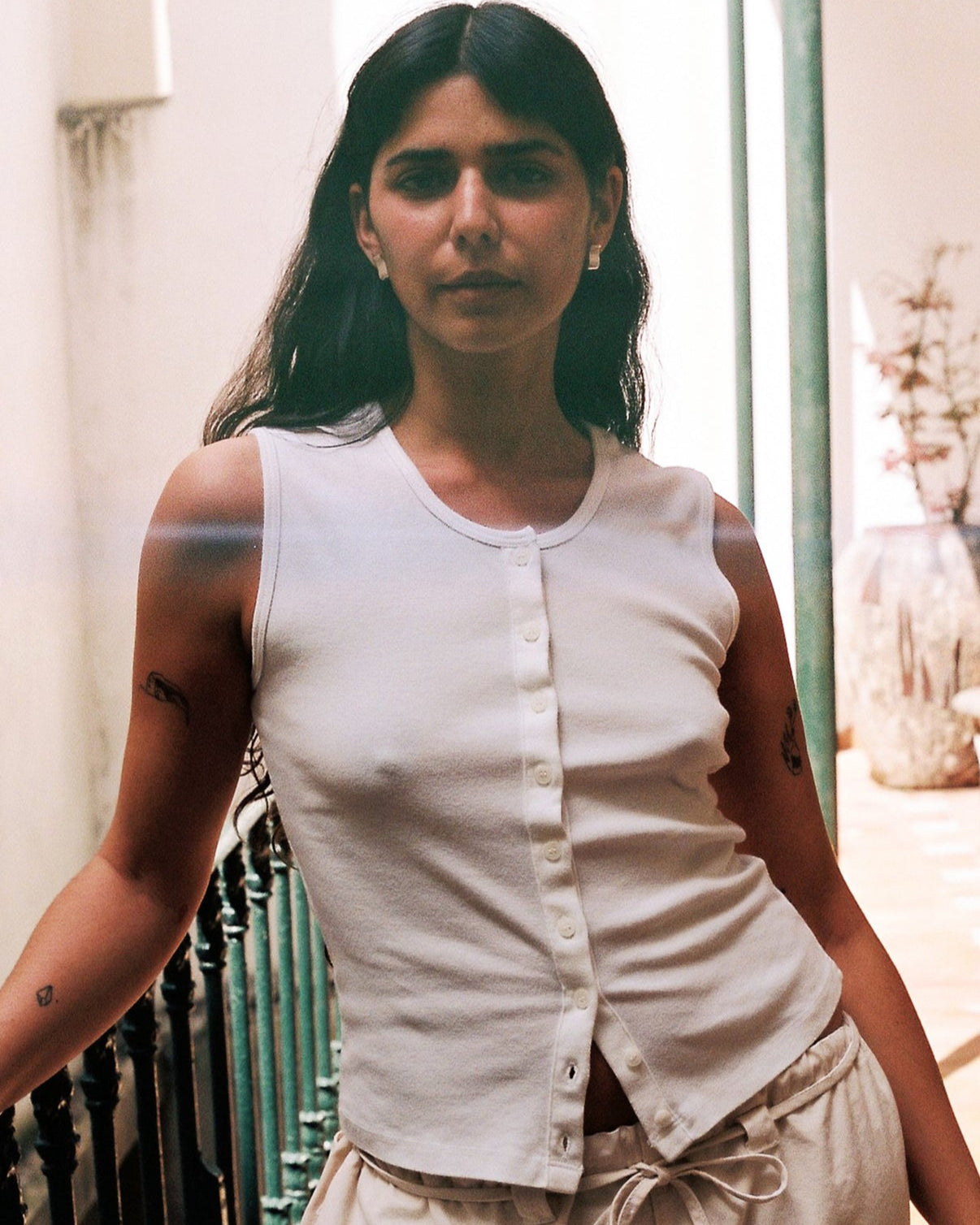 Gil Rodriguez: Sophie Sleeveless Cardigan - White