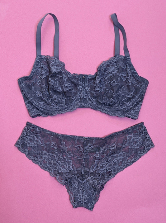 Montelle: Flirt Demi Lace Bra - 32F, Last One!