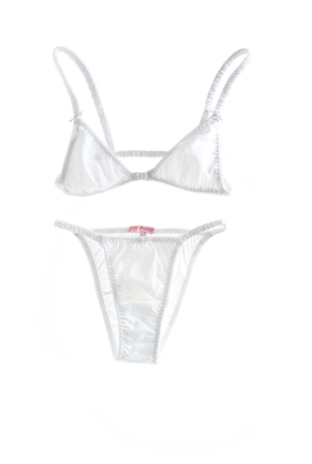 Hello Beautiful: Romance Wireless Triangle Bra - White