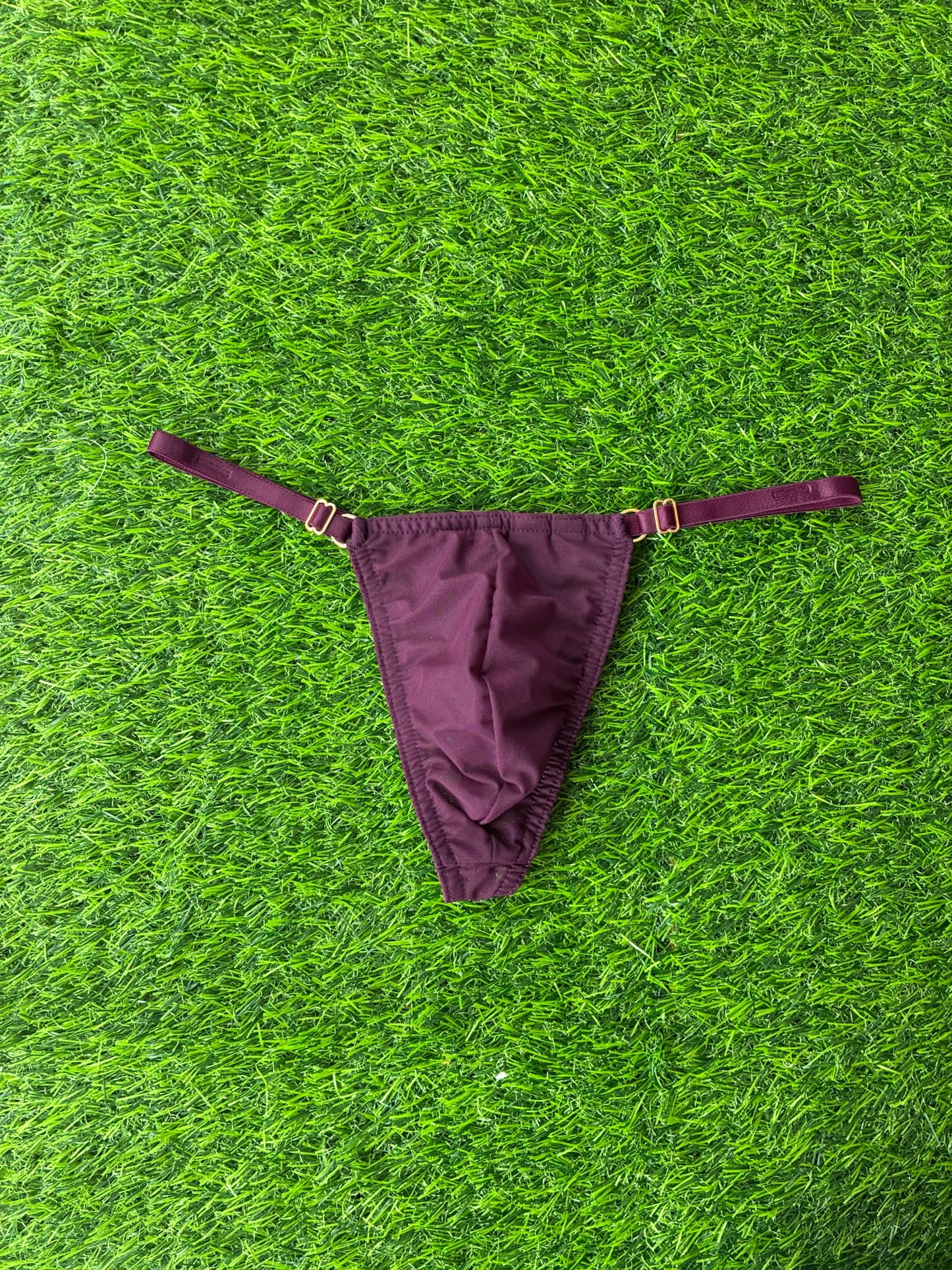 Full Of Desire: Jonathan Mesh Thong - Plum