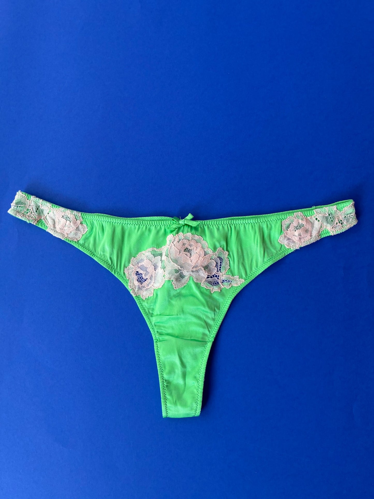 Fleur du Mal: Juliet Lace Thong - Pastel Lime