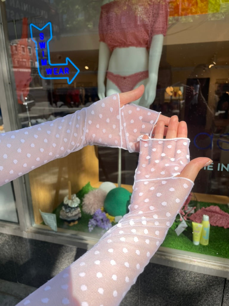 Only Hearts: Coucou Lola Smoking Gloves - White