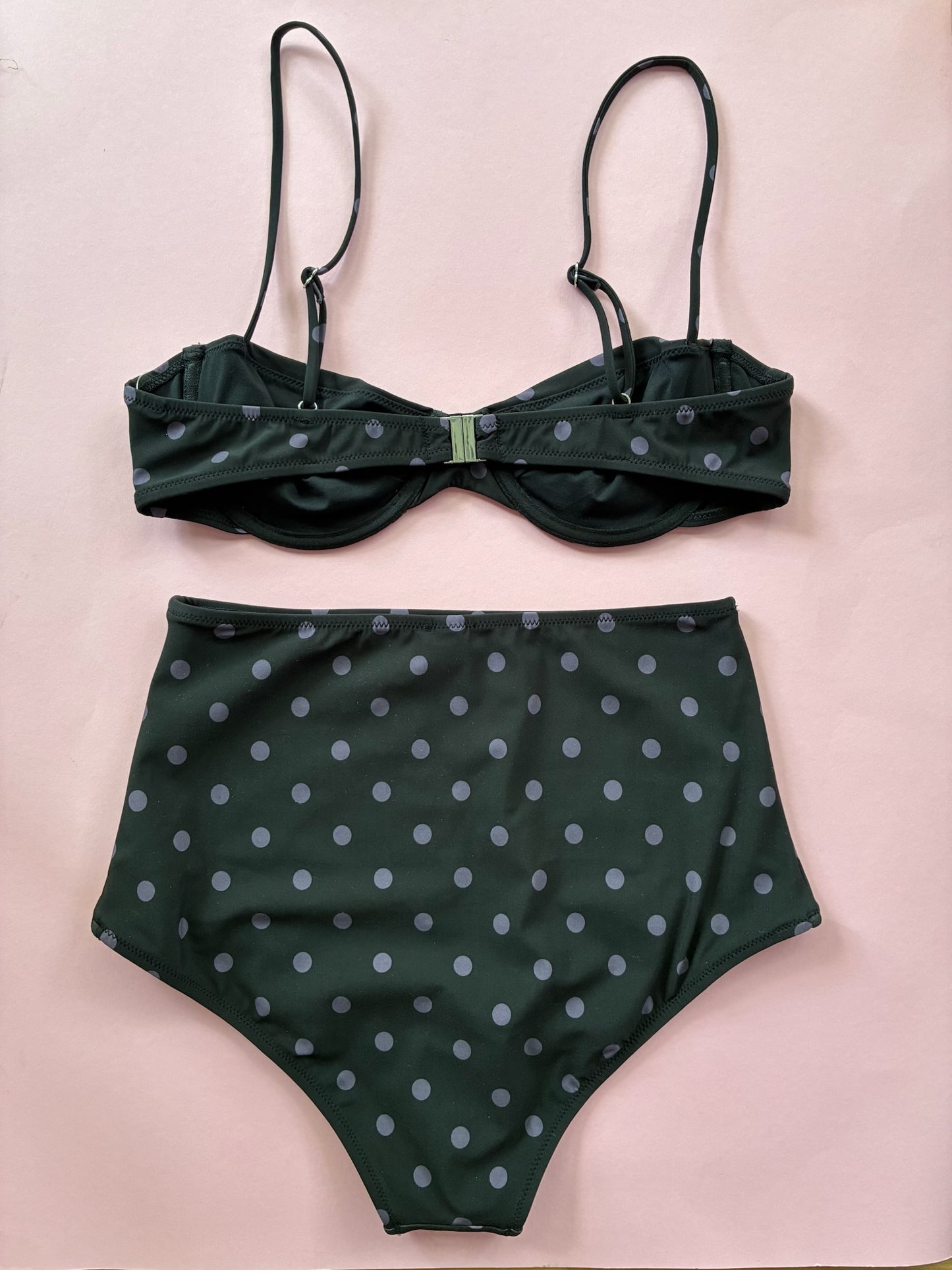 Pale: Emilia Underwire Bikini Top - Dots