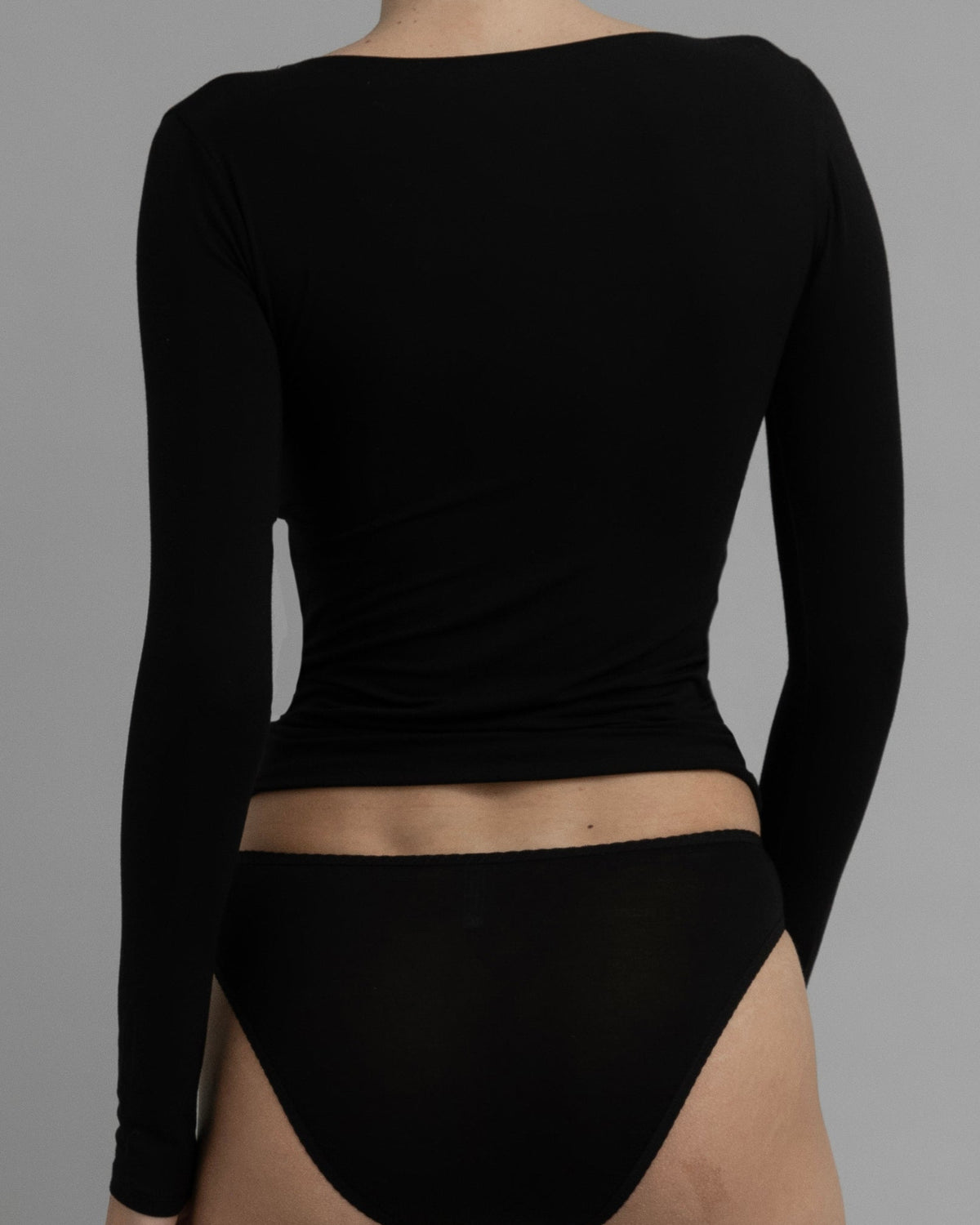 Kye Intimates: Recline Bamboo V-Neck Long Sleeve - Black