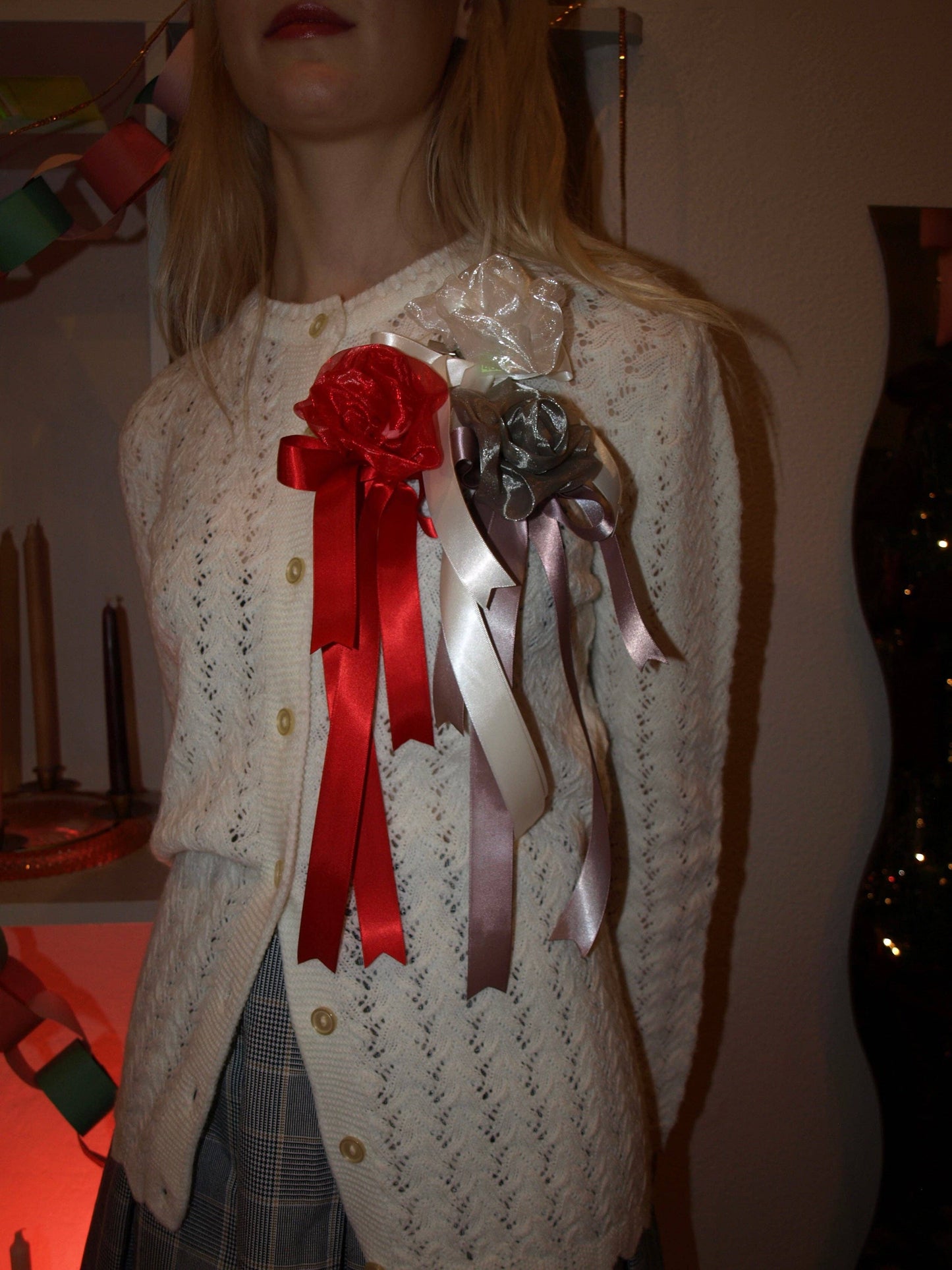 Room Shop: Simone Rose Pin - Red