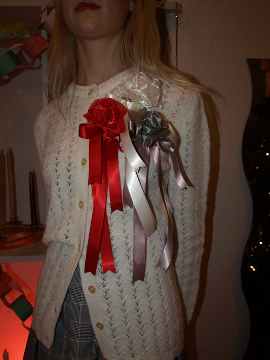 Room Shop: Simone Rose Pin - Red