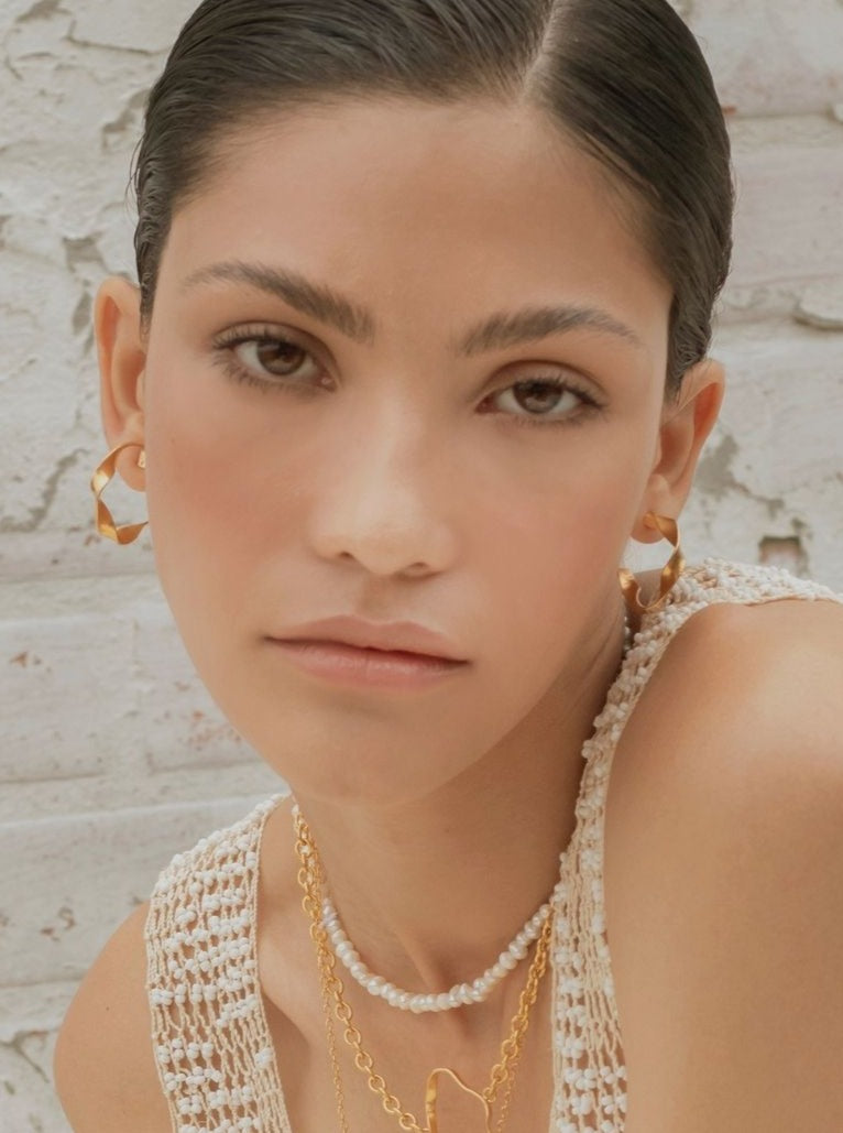Luisa Lopez: Nahir Small Twist Hoop Earrings - Gold