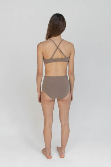 Calomel: Uma Racerback Bralette - Desert Taupe