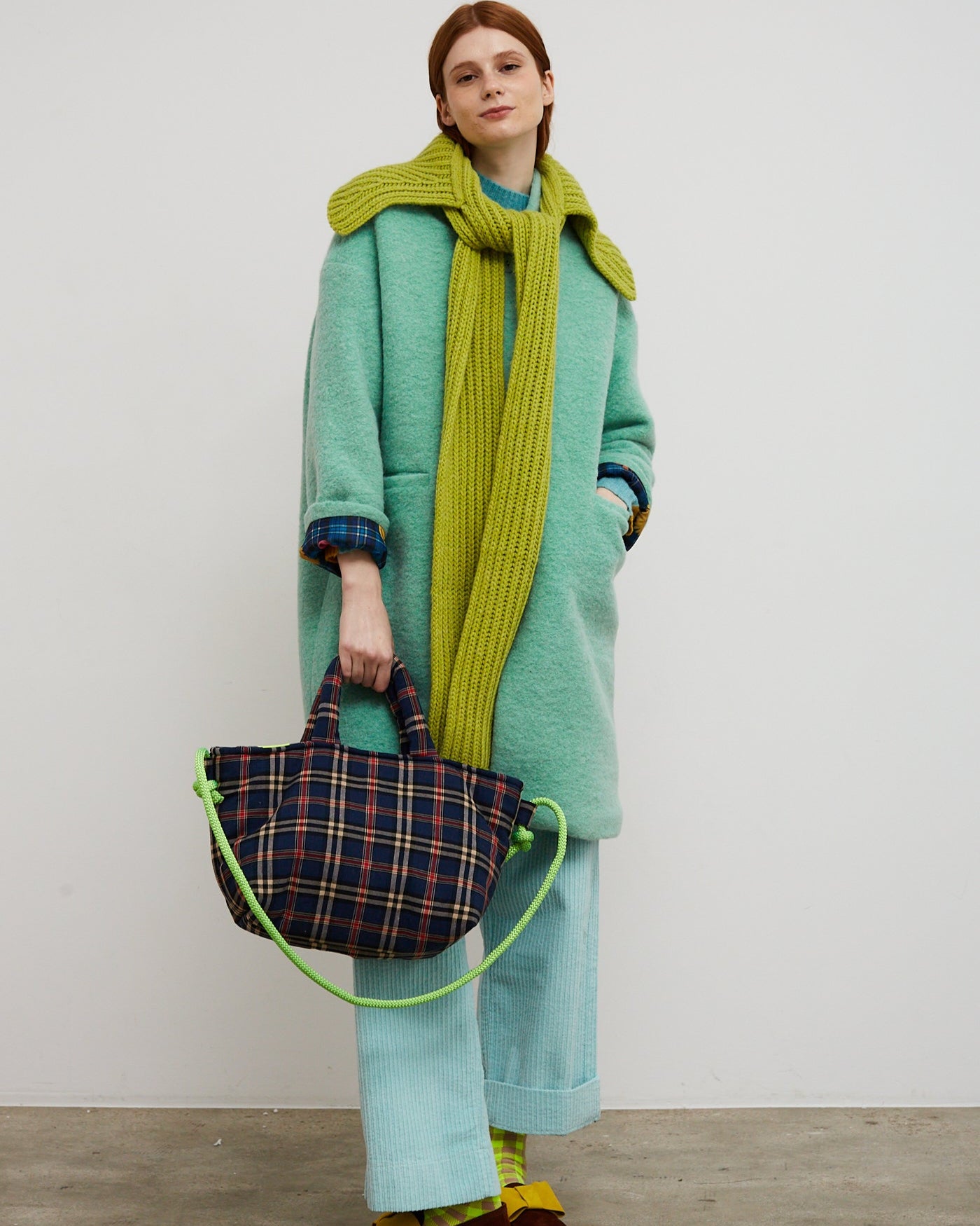 Dr. Bloom: Cuello Collared Scarf - Pistachio