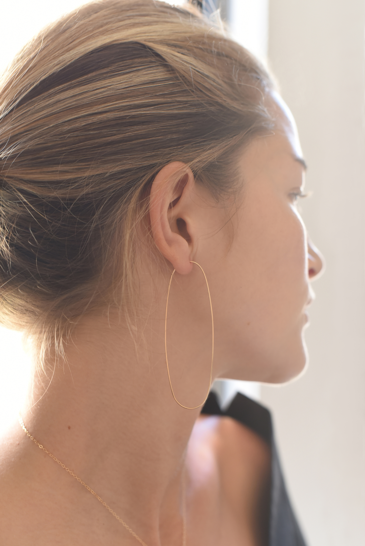 8.6.4: Extra Large Oval Hoop Earrings