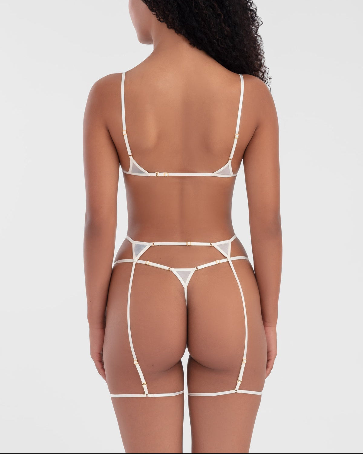 Marika Vera: Moore T-String Thong - Ivory