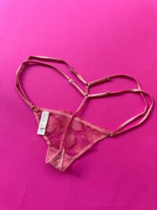 Fleur du Mal: Harper Embroidery G-String - Pink Cadillac