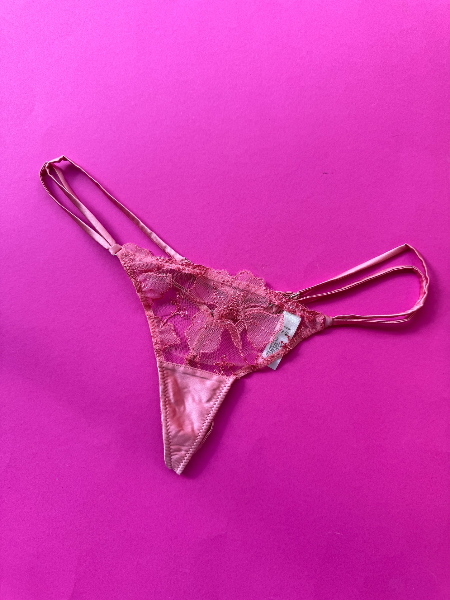 Fleur du Mal: Harper Embroidery G-String - Pink Cadillac