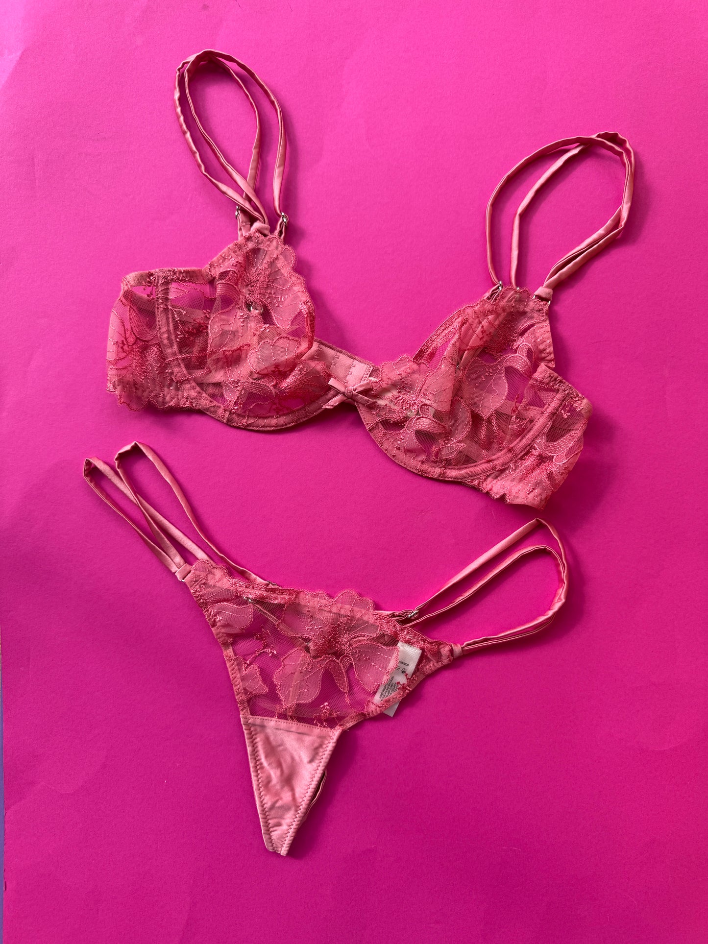 Fleur du Mal: Harper Embroidery G-String - Pink Cadillac