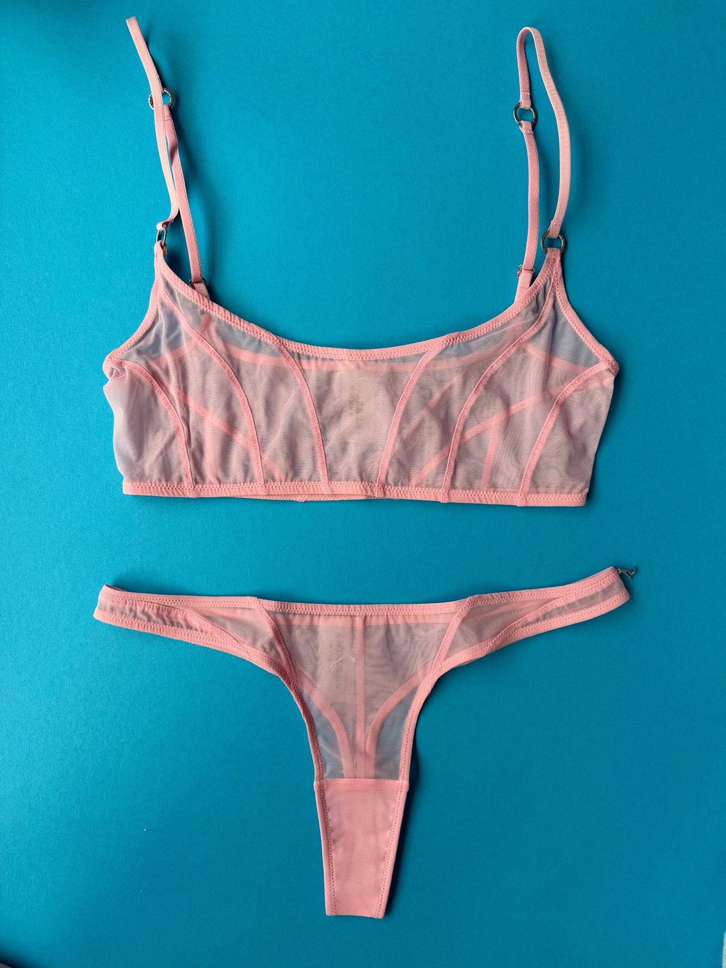 Anoeses: Renne Mesh Bra - Pink