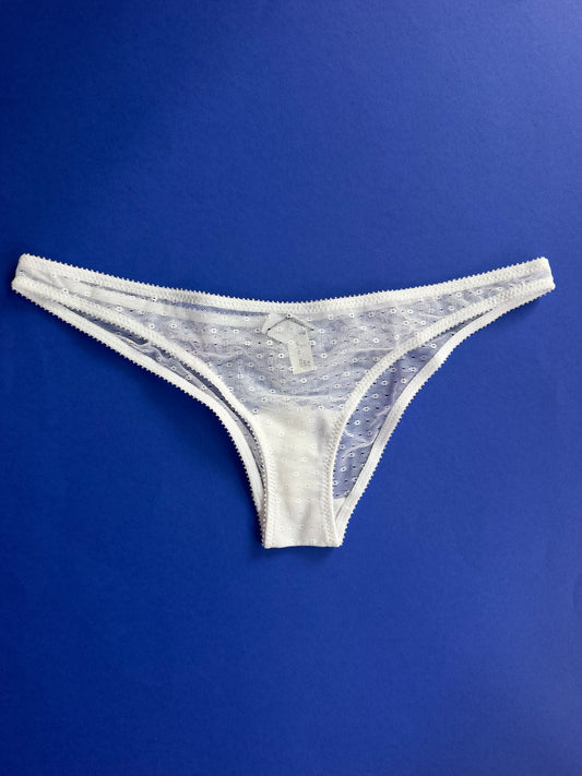 Yasmine Eslami: Joanne Panty - Shiro