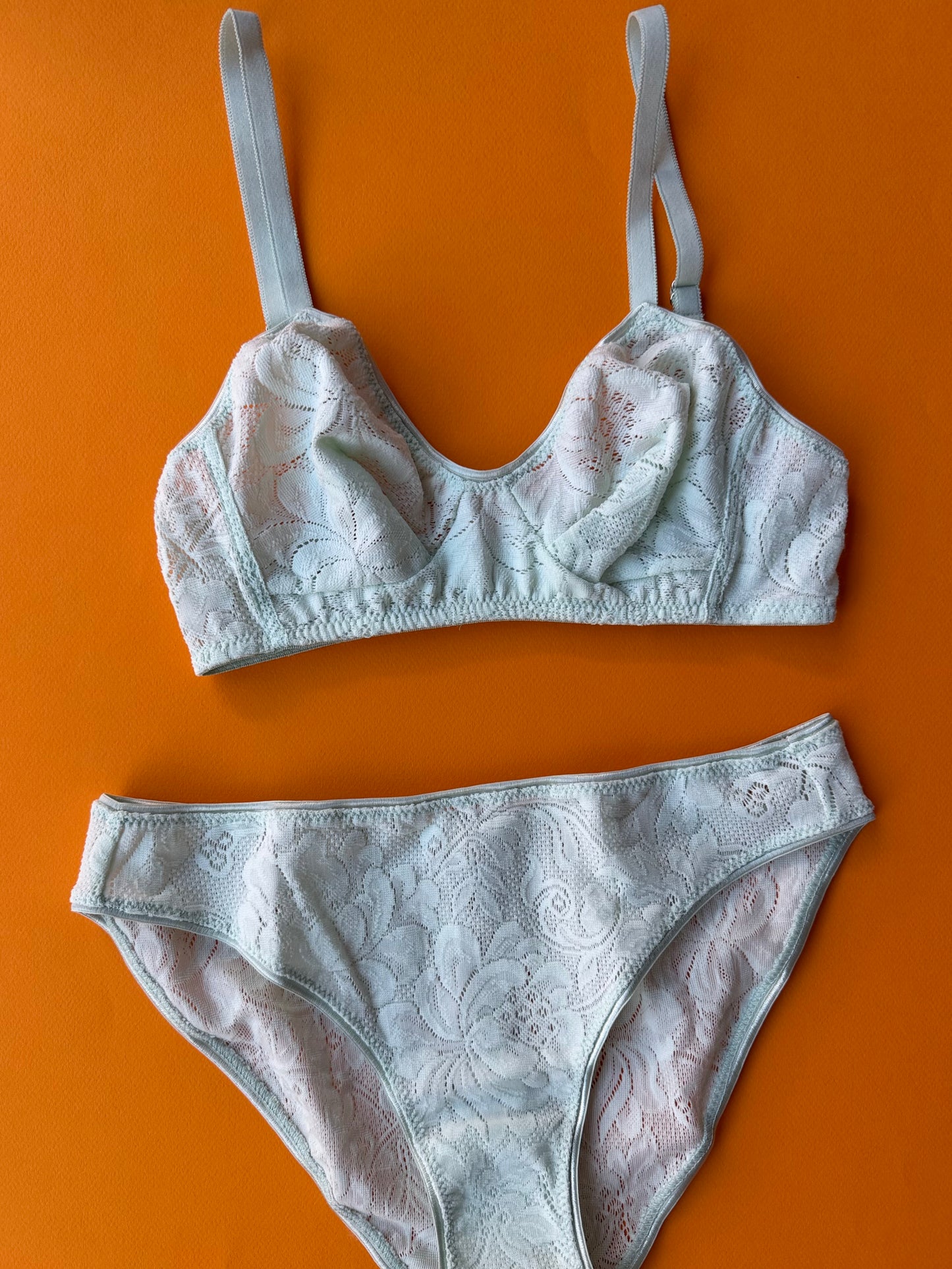 Araks: Tamara Lace Bralette - Caledonia