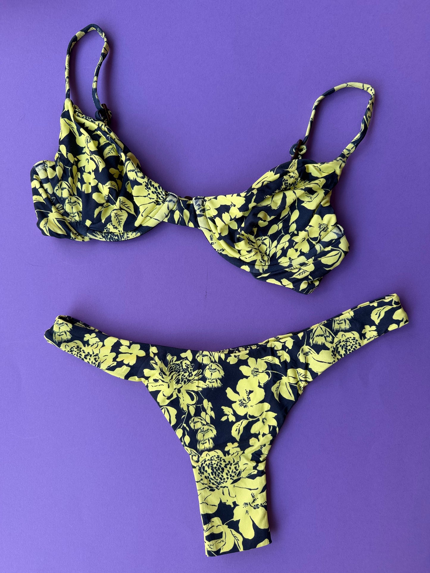 Acacia: Manhattan Underwire Bikini Top - Kazu Print