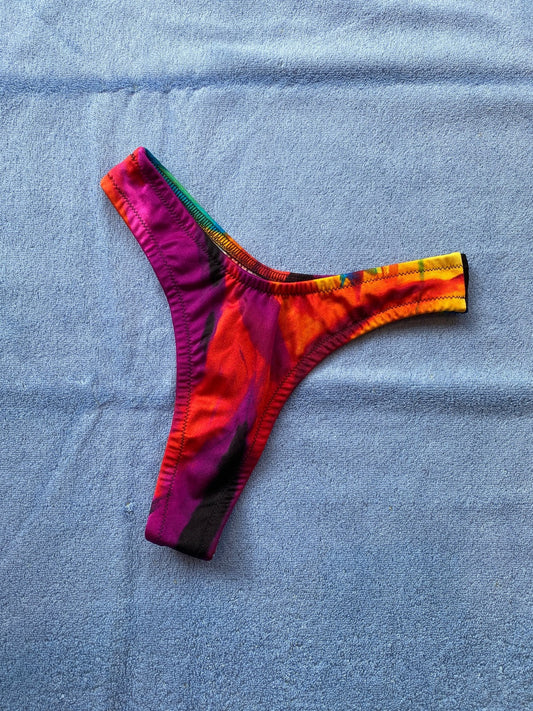 Kayleigh Peddie: Len Thong Bikini Bottom - S, XL