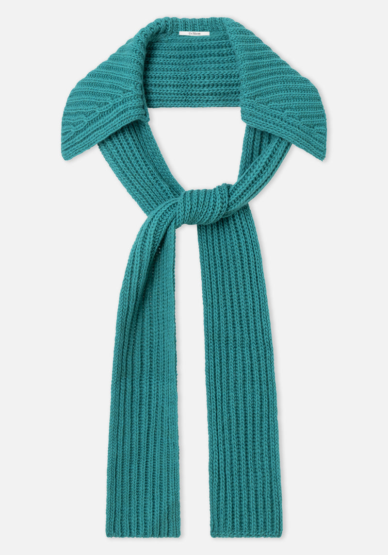 Dr. Bloom: Cuello Collared Scarf - Turquoise