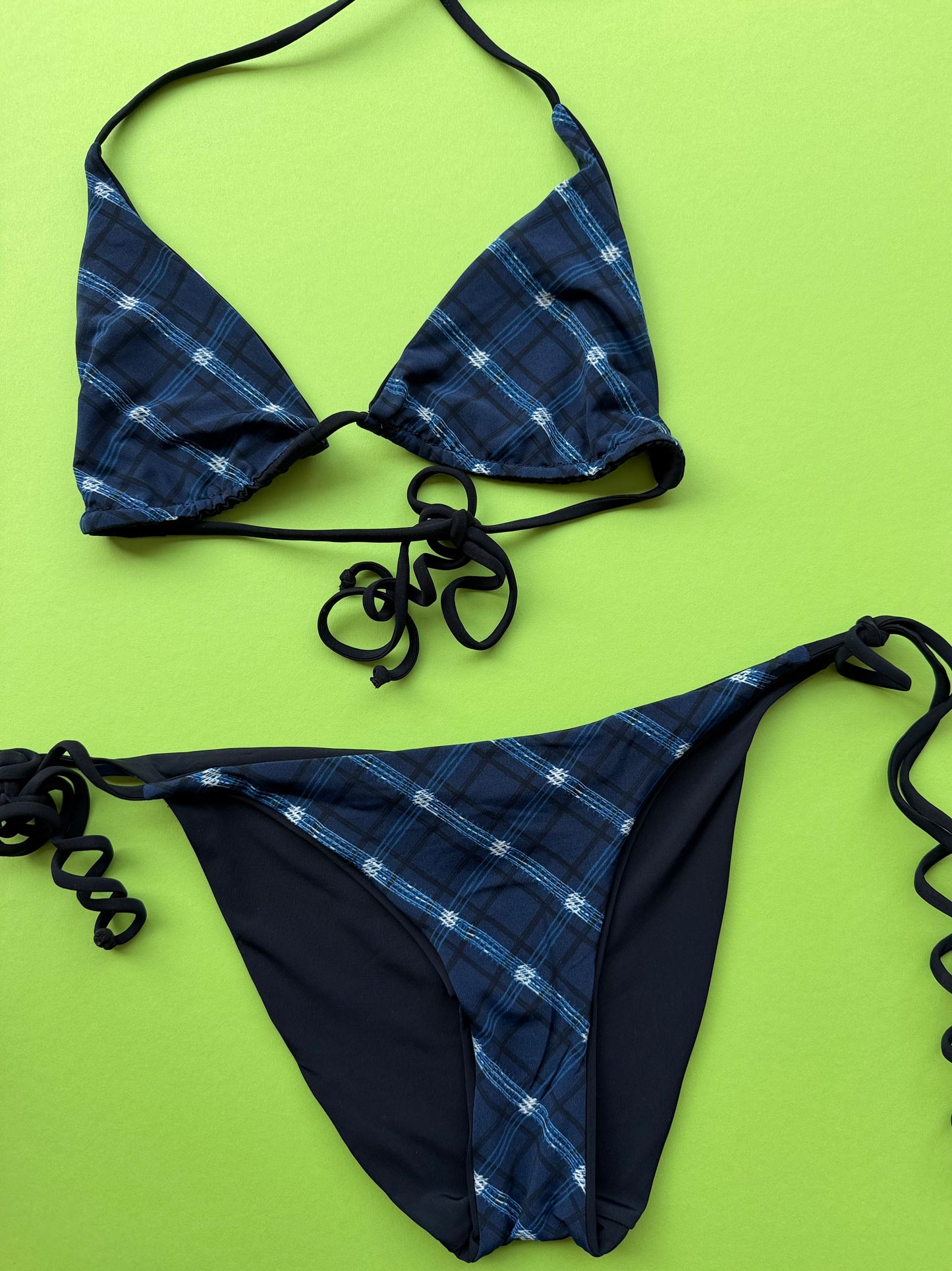 Siyu: Desprez Reversible Triangle Bikini Top - Dark Night