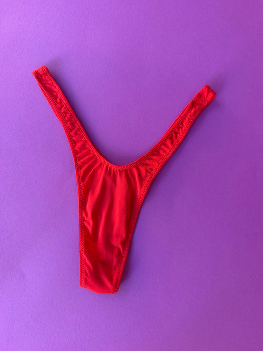 Cuccia: Soprano Bamboo Skinny Thong - Red