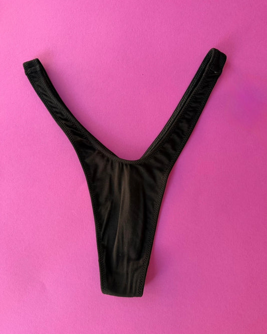Cuccia: Soprano Bamboo Skinny Thong - Black